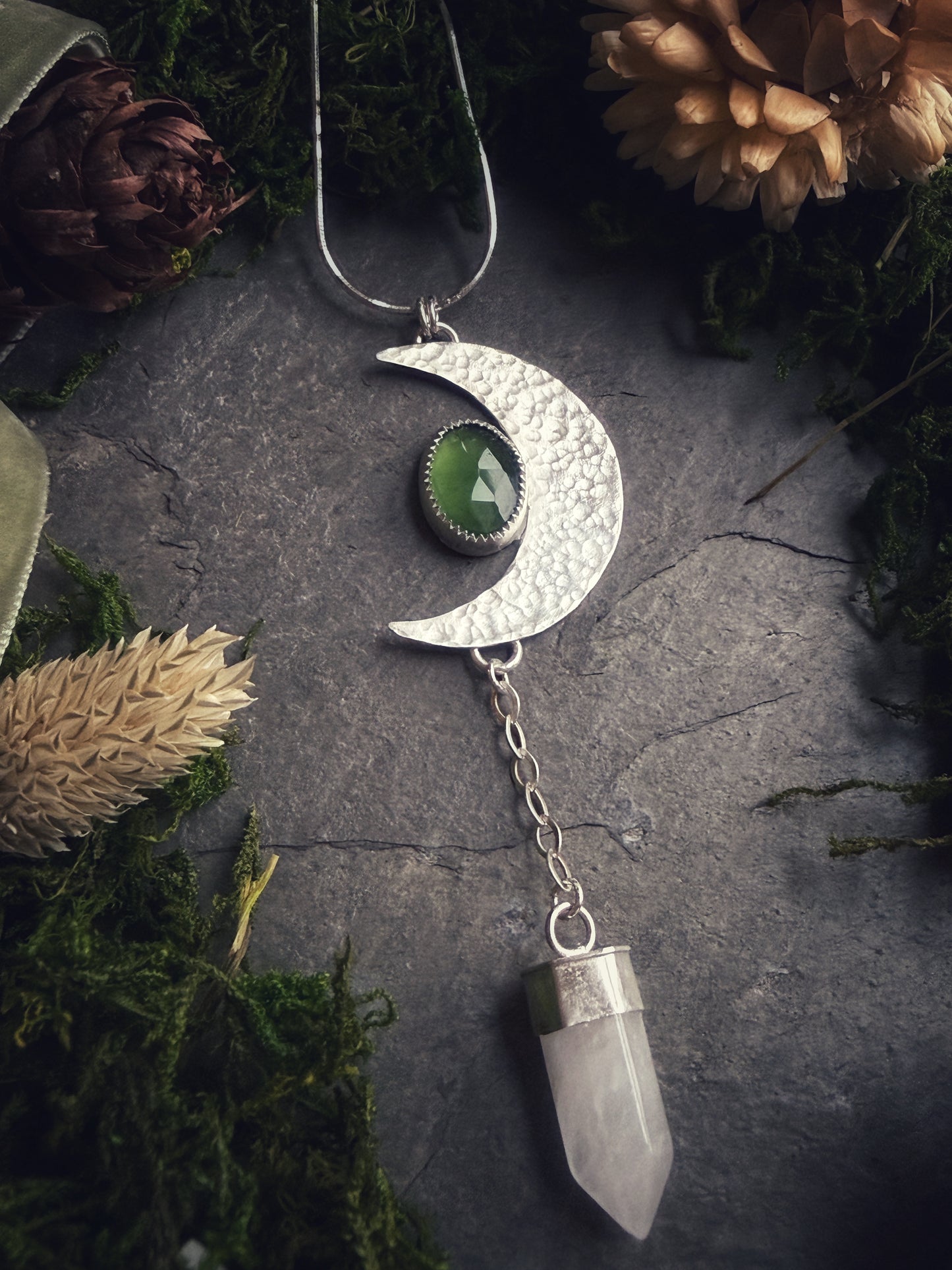 Silvern moon necklace